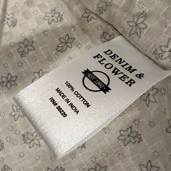 Denim & Flower | Floral Short Sleeve Slim Fit Button Down Shirt - Picture 5 of 6